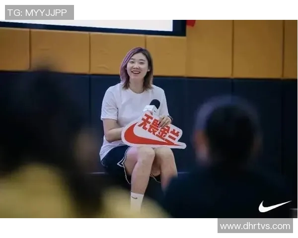 黄娜专访:从青涩少女到网球明星的奋斗与成长之路